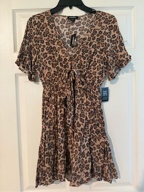 Express leopard print plunge nexk ruffle mini dress - NWT